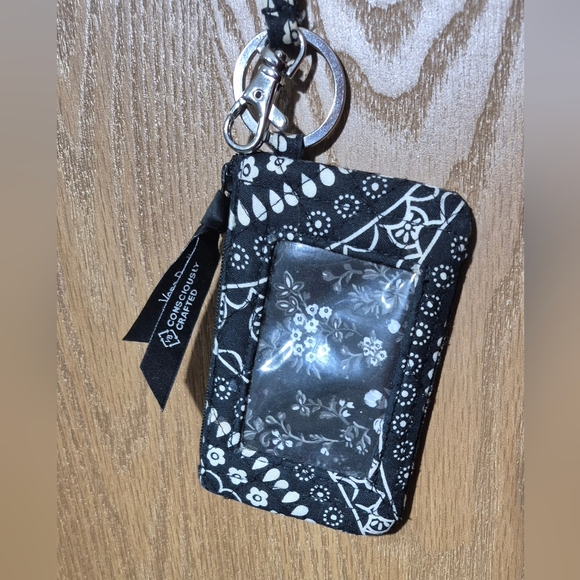 VERA BRADLEY Zip ID Case & Lanyard - Cards, Key Chain - Picture 3 of 9